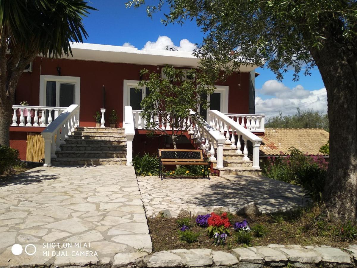 - Sun's Gift Spiros Appartement *